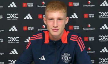 The Manchester United linebacker has started the process of obtaining Ukrainian citizenship