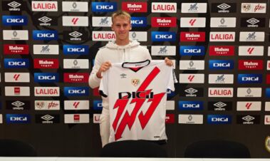 The Ukrainian midfielder signed a contract with a La Liga club