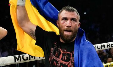 Промоутер Ломаченко назвал главную проблему украинца