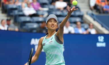 Zhang Shuai breaks record streak without wins