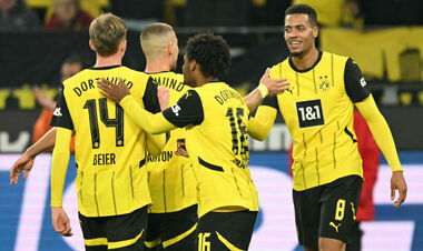 Slap the goalkeeper. Borussia D won back from 0:2 against an outsider, scoring 4 goals