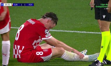 Зірковий гравець збірної України отримав травму в матчі Ліги чемпіонів