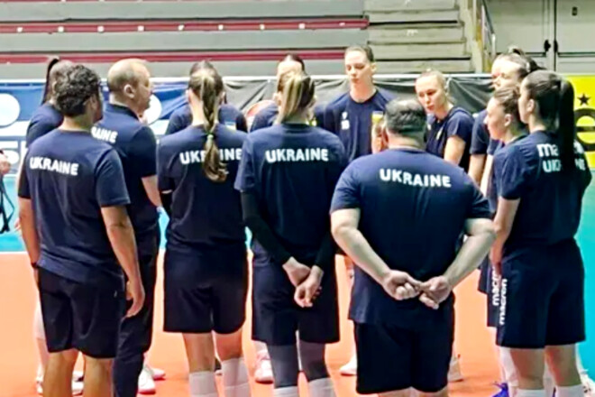 Збірна України зіграла два матчі з волейболістками Болгарії