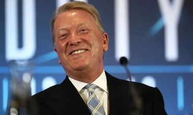 «Он пошатнулся, а потом...» Уоррен – о ключевом моменте боя Усик – Фьюри