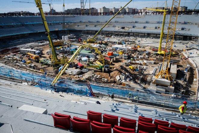 ФОТО. Барселона показала ход реконструкции обновленного Spotify Camp Nou