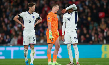 Фіаско Англії та битва в Римі, прощання Надаля, прес-конференція Реброва