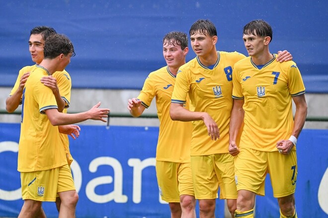 Украина U-17 разгромила сверстников из Казахстана и выполнила задачу