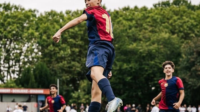 ВІДЕО. Український футболіст Барселони U-14 забив приголомшливий гол