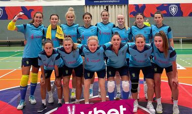 Женская сборная Украины начинает свой путь на первый в истории ЧМ