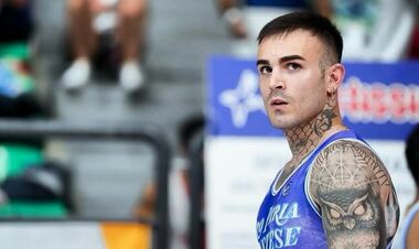 На чемпіона світу на прогулянці напав грабіжник, про що одразу ж пошкодував