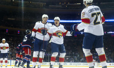 НХЛ. Победы Флориды и Миннесоты, суперсерия Виннипега, успех Колорадо