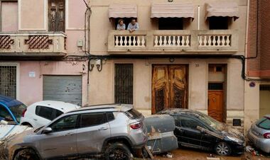 VIDEO. Cars float along the streets. Flooding: postponement of the game between Valencia and Real Madrid