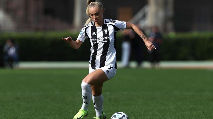 ФОТО. Найвродливіша футболістка світу вразила образом на Хелловін