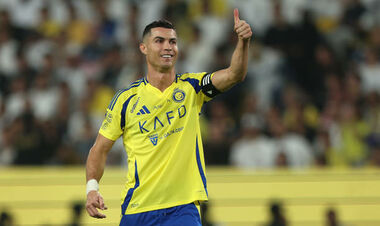 ВИДЕО. Стадион взревел. Вот как Роналду отреагировал на кричалку «Месси!»