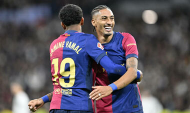 ВИДЕО. Одноклубник шокировал Ямала подарком. Такой же есть и у Месси