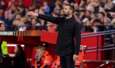 «Це буде великий і важкий матч». Ван Ністелрой перед грою з Челсі