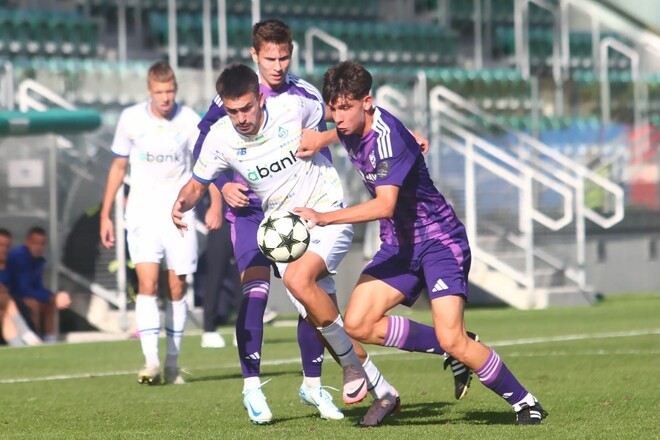 ВІДЕО. Команда Динамо U-19 веде підготовку до матчу ЮЛУ проти Марибору