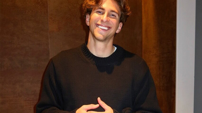 ФОТО. Забарный опубликовал фото в стиле Мудрика. Новый челлендж?