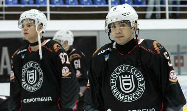 Кременчук закинув 16 шайб новачку, перемога Шторма