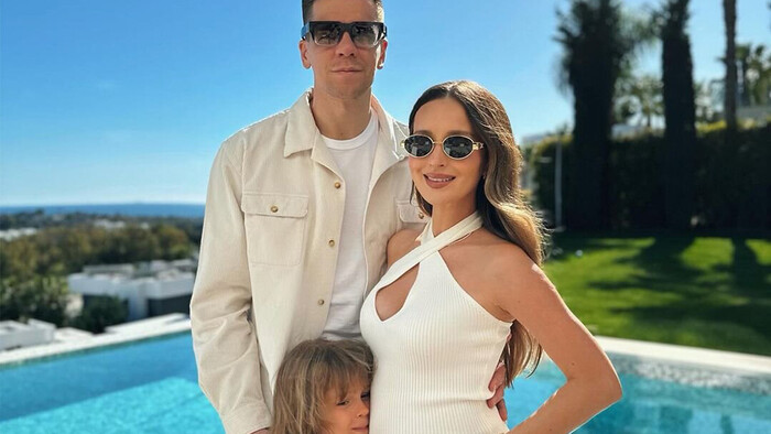 ФОТО. Новый роскошный дом Щенсны и его жены-украинки. Первые кадры