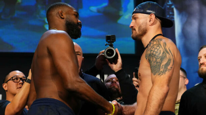 Дрейк поставив майже півмільйона на черговий бій. Джонс хвилюватиметься?