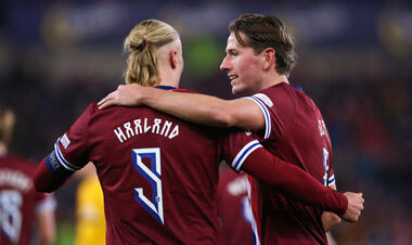 Holland's hat trick. Norway destroyed Kazakhstan and epically beat Austria