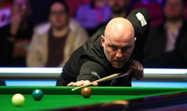 The famous snooker player received a 5-year disqualification for contract fraud