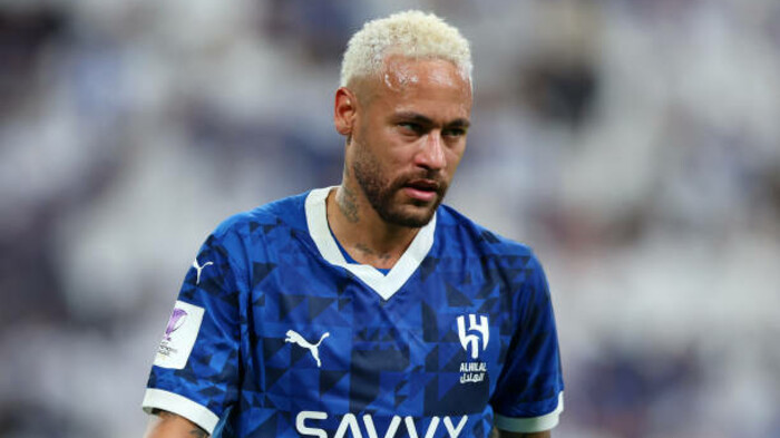 ВІДЕО. У Неймара вкрали каблучку просто на полі. Вона – дуже дорога