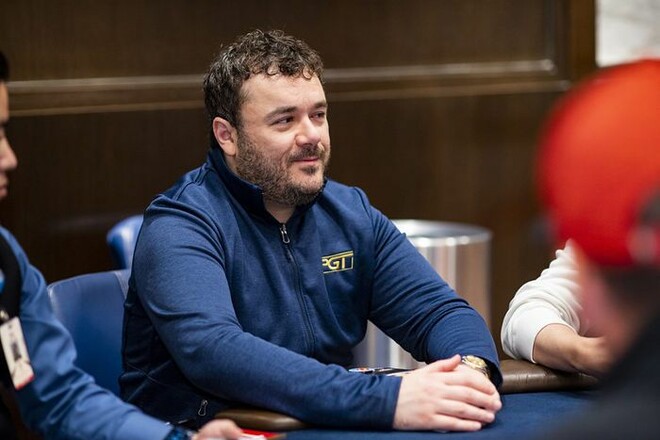 Покерний титан увійшов до елітного клубу WSOP, обігравши зірковий склад