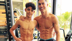 PHOTO. Cristiano Ronaldo doubts his son's football career