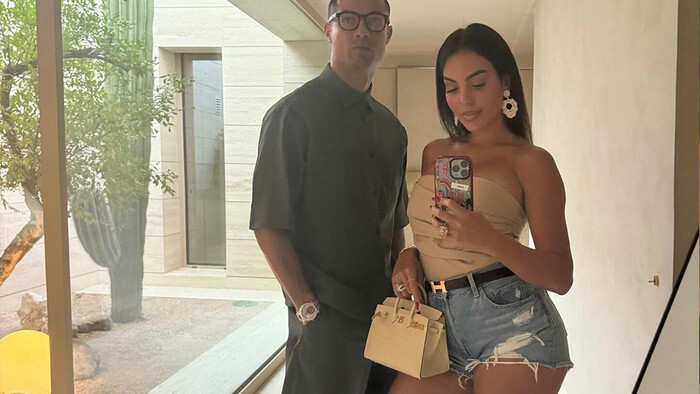 ФОТО. Джорджина похвасталась новым домом. Здесь она будет жить с Роналду