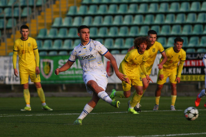 Динамо U-19 – 2 Корріку U-19 – 5:0. Хет-трик від Пономаренка. Відео голів