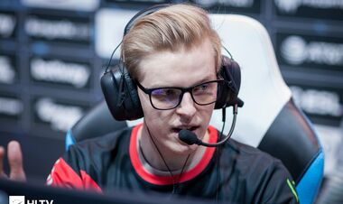 Игрок NaToSaphiX открыт для тренерских предложений