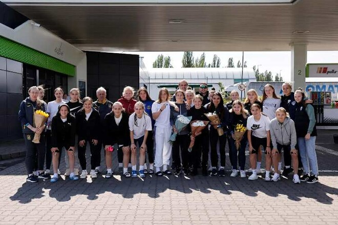 ФОТО. Україну WU-16 на Закарпатті привітали з перемогою на Турнірі розвитку