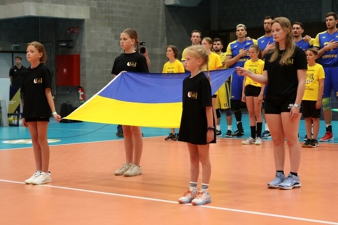 Перед Золотой Евролигой украинцы проиграли польским волейболистам