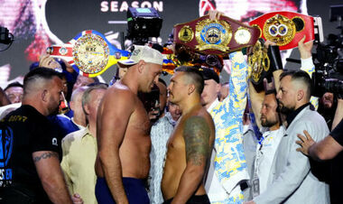 Усик прокоментував ганебний поштовх Ф'юрі на дуелі поглядів перед боєм