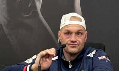 ФОТО. Как выглядит лицо Фьюри после «украинских оплеух» от Усика