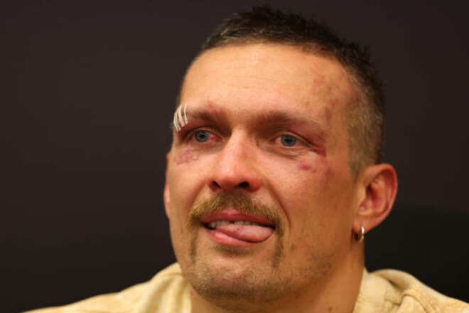Легенда UFC нашел неожиданного соперника для Усика после боя с Фьюри