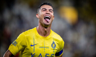 ФОТО. Реакция Роналду на нокдаун в девятом раунде супербоя Фьюри – Усик