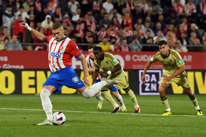 Довбик забил 6-й гол с пенальти в Ла Лиге 2023/24. Сколько у Серлота?