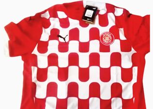 Нестандартный дизайн. В сети появились фото формы Жироны на новый сезон