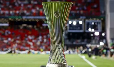 Євротрофей для Греції, Флік став головним у Барсі, Компані очолив Баварію