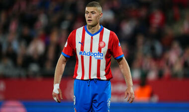 Бюджет €250 млн. Именитый клуб хочет купить две звезды сборной Украины