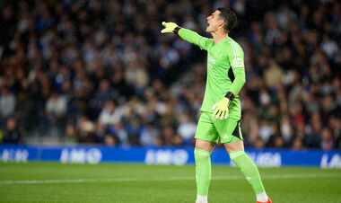 Кепа може несподівано залишитись в Реалі. Стали відомі причини