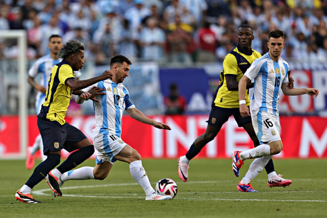 ВИДЕО. Аргентина с Месси минимально обыграла Эквадор в товарищеском матче