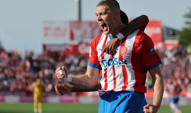 Довбик узгодив умови особистого контракту з іменитим клубом. Але є нюанс