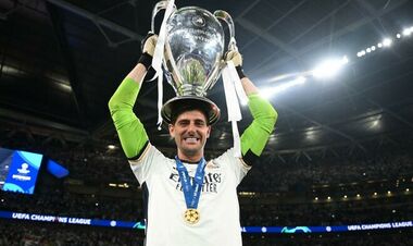 Реал получил солидное предложение по трансферу Куртуа. Перес отпустит?