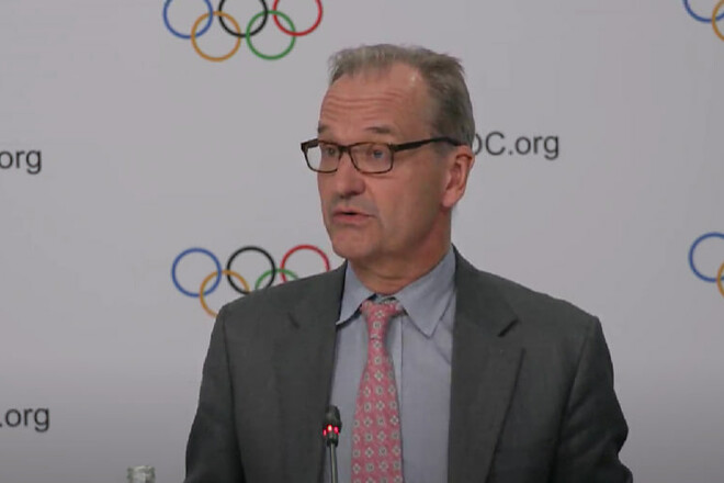 У МОК заявили, що не ухвалили рішення щодо тенісистів з росії на Олімпіаді