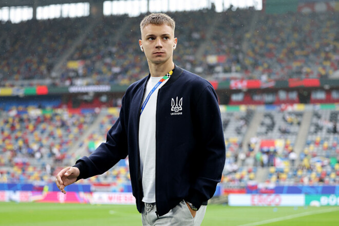 Игрок сборной Украины вышел против Словакии несмотря на трагедию в семье