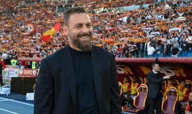 ОФІЦІЙНО. Рома продовжила контракт із головним тренером